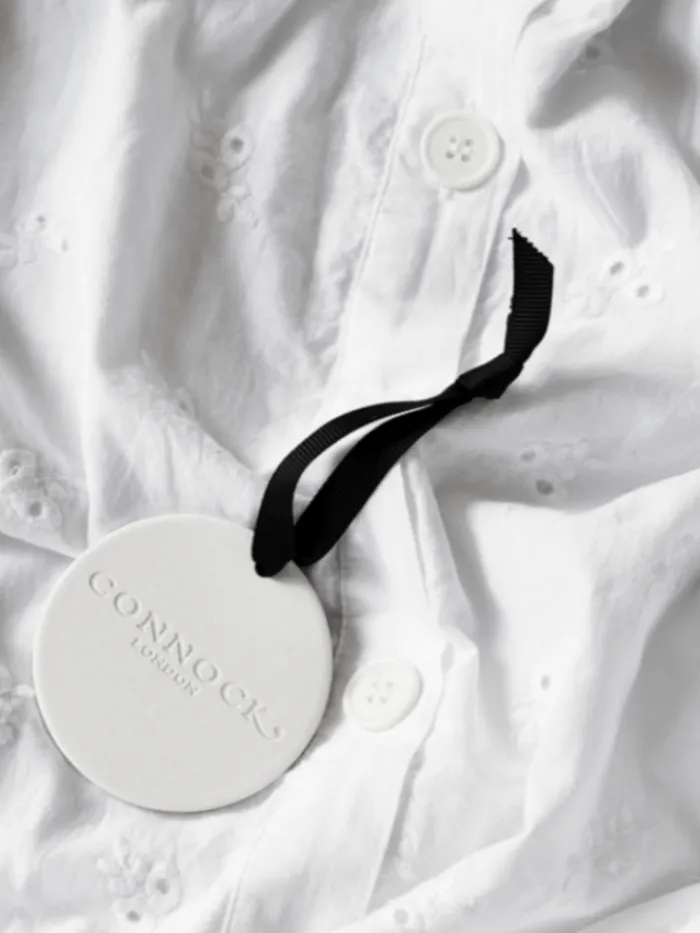 connock_london_kukui_oil__1-3.webp Connock Gifts Under £50 | Beauty^London Kukui Oil Ceramic And Mist 06-0080