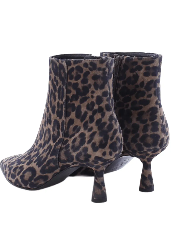 kennel_amp_schmenger_bell_2.webp Kennel u0026 Schmenger Party Wear | Boots^Kennel & Schmenger Bella Ankle Boots In Leopard Print 41-74110-478