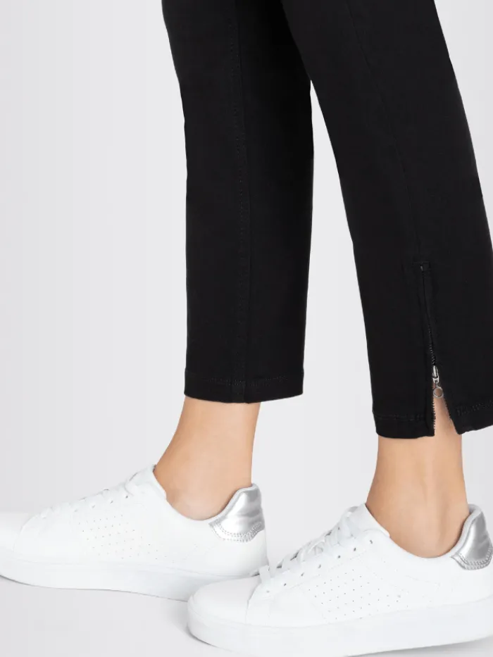 mac_dream_m_summer_chic_c_5.webp Mac Jeans Denim | Gifts Under £250^MAC Dream M Summer Chic Cropped Jeans In Black-Black 5471 0355L D999