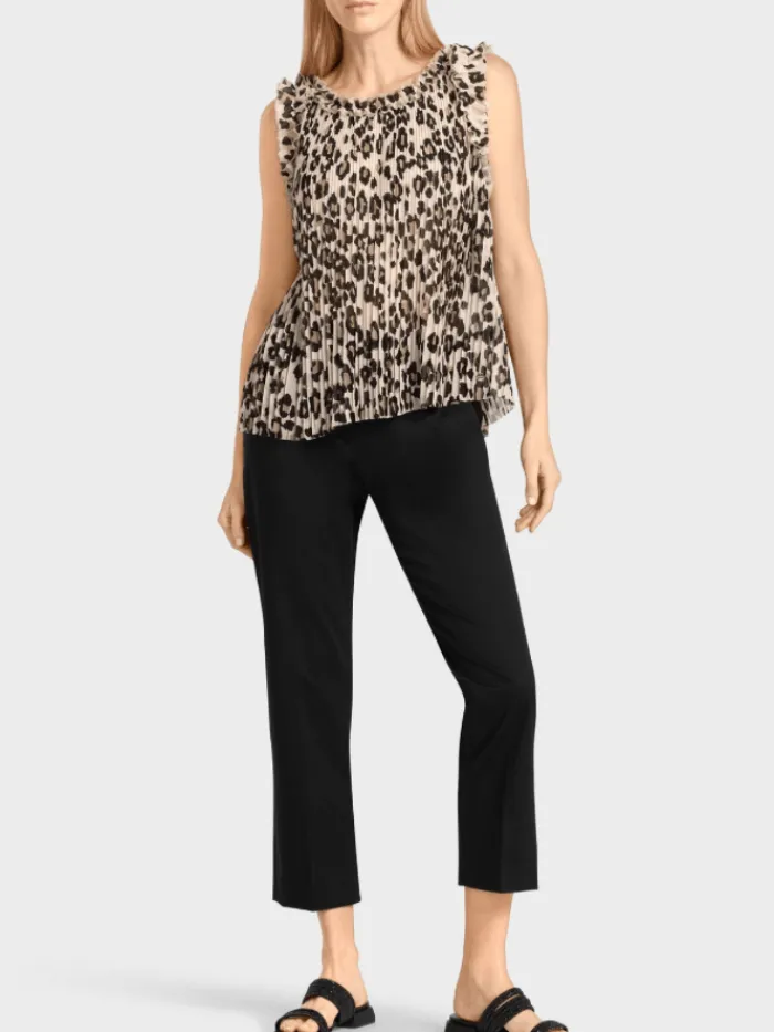 marc_cain_collections_leo_0.webp Marc Cain Collections Sweatshirts And T-Shirts | Tops^Leopard Print Top UC 61.13 W36 COL 900