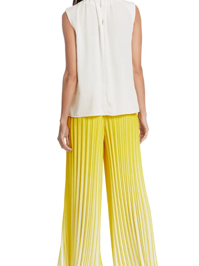 marc_cain_collections_off_5.webp Marc Cain Collections Tops | Gifts Under £100^Off White Top With Ruffle Detail WC 61.13 W39 CO