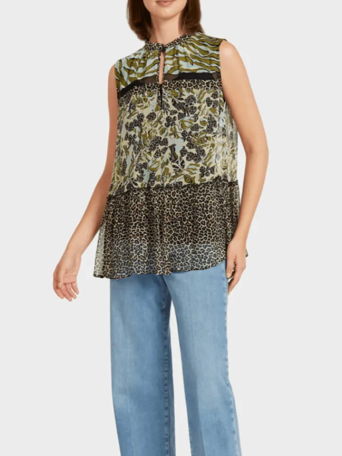 marc_cain_sports_animal_p_0.webp Marc Cain Sports Sweatshirts And T-Shirts | Tops^Animal Print Tiered Top US 56.02 W47 COL 501