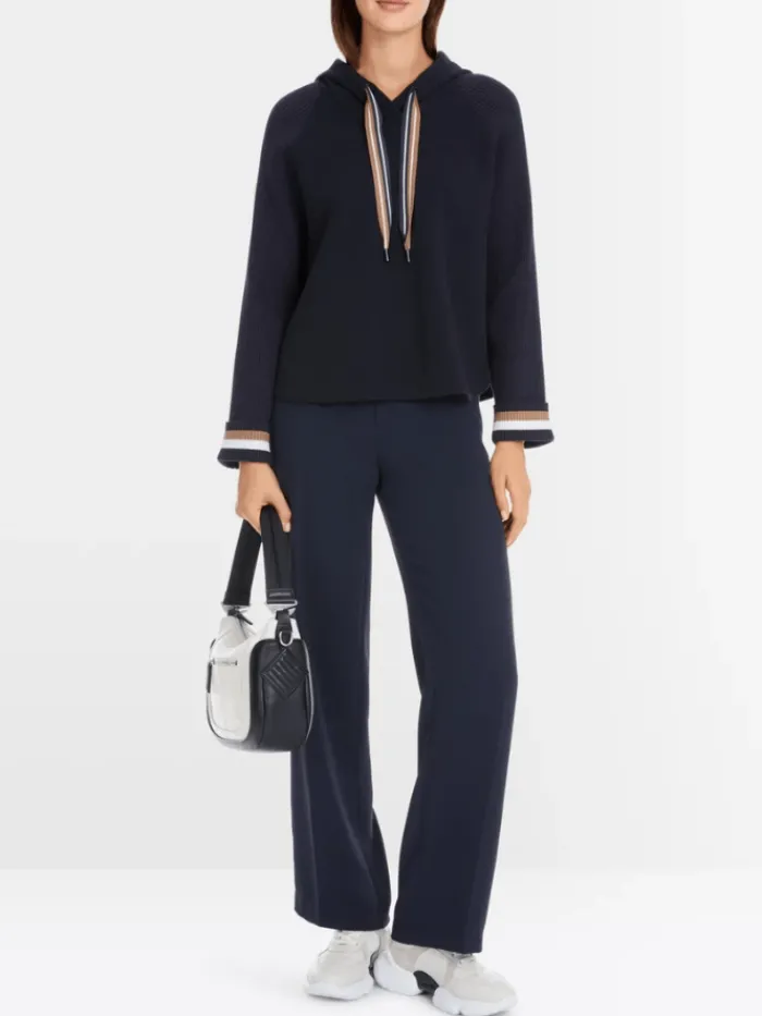 marc_cain_sports_womens_e_1.webp Marc Cain Sports Knitwear | Luxury Gifts^Women's Elegant Navy Sweatshirt In A-Line YS 44.04 J0
