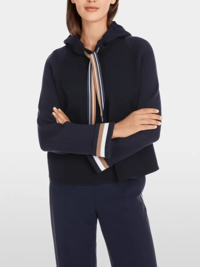 marc_cain_sports_womens_e_2.webp Marc Cain Sports Knitwear | Luxury Gifts^Women's Elegant Navy Sweatshirt In A-Line YS 44.04 J0