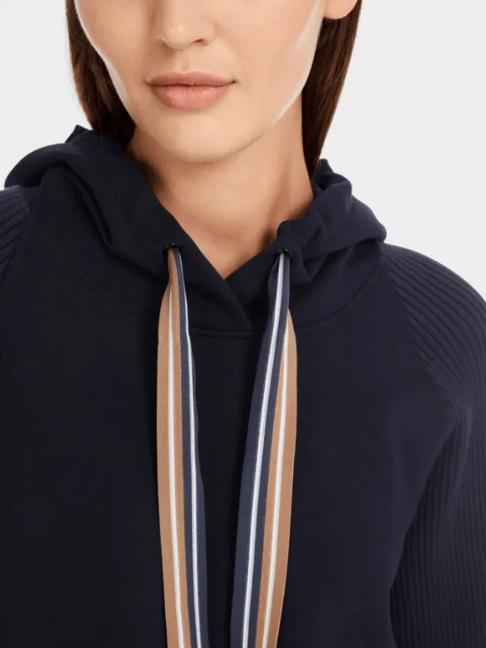 marc_cain_sports_womens_e_5.webp Marc Cain Sports Knitwear | Luxury Gifts^Women's Elegant Navy Sweatshirt In A-Line YS 44.04 J0