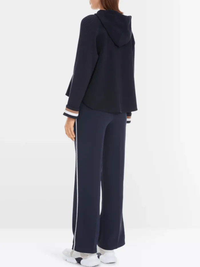 marc_cain_sports_womens_e_6.webp Marc Cain Sports Knitwear | Luxury Gifts^Women's Elegant Navy Sweatshirt In A-Line YS 44.04 J0